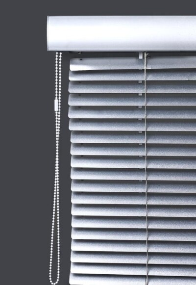 Horizontální žaluzie LUX s lištou